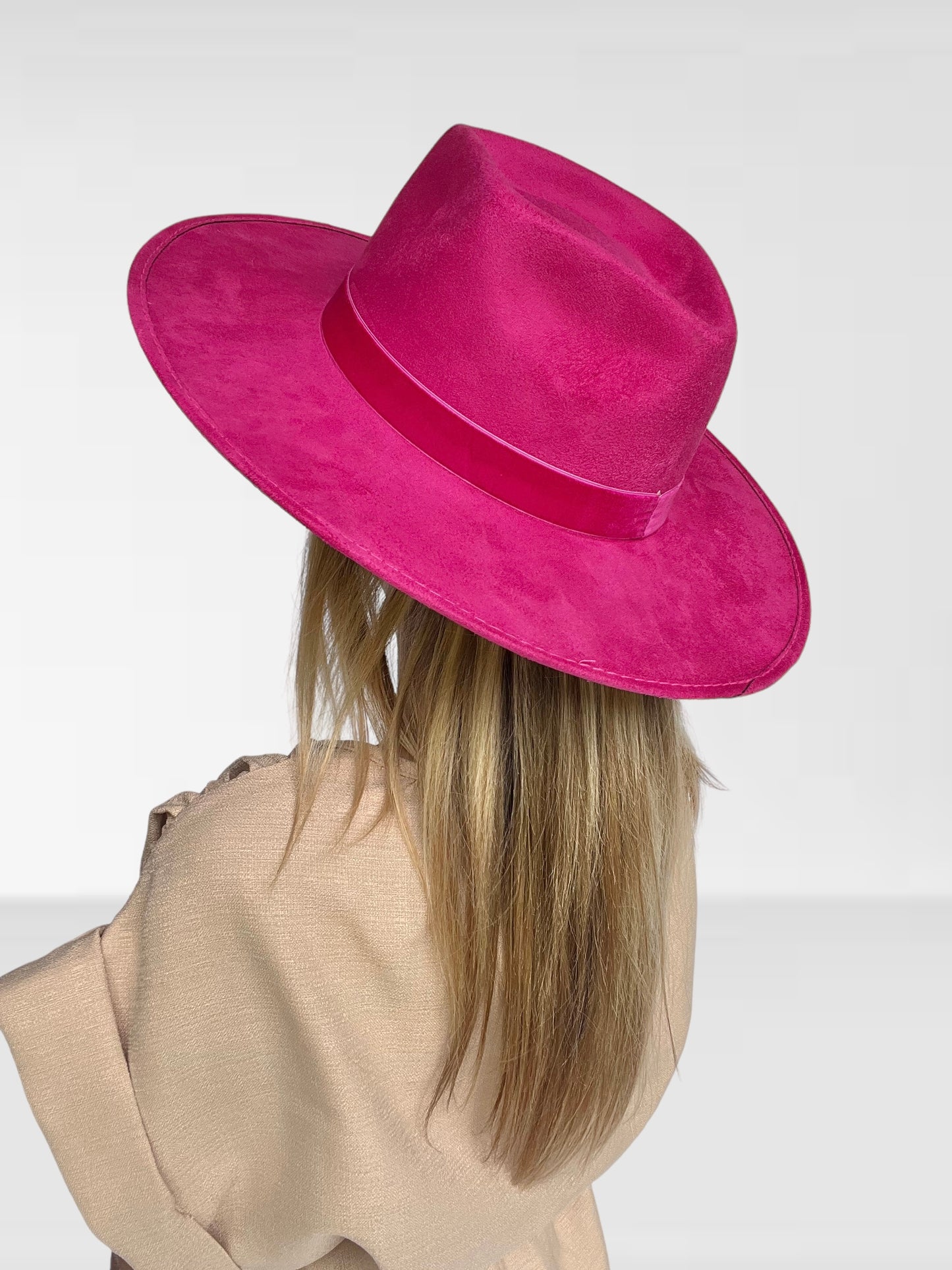 Luna Fuchsia Suede Hat